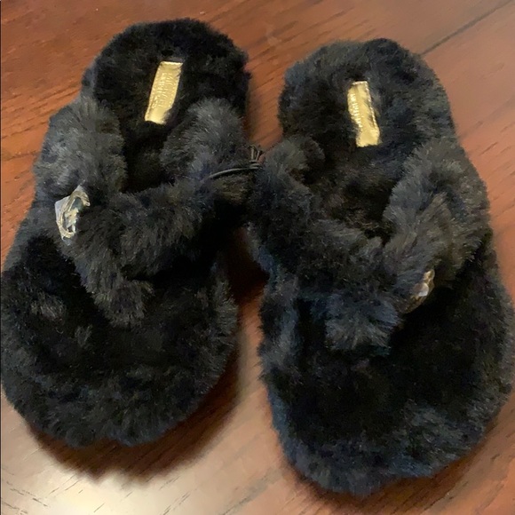 Michael Kors Shoes - Michael Kors Black Jet Set Faux Fur Thong Slippers